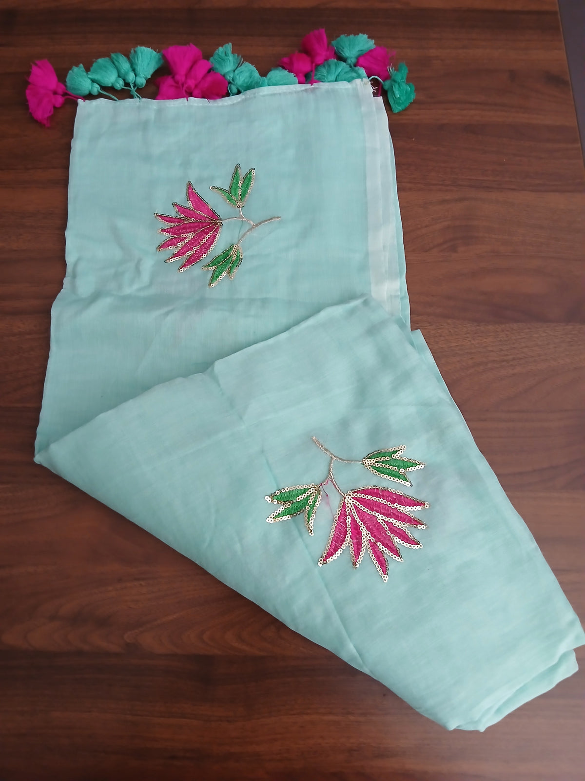 Saree Mul-Baumwolle + Lotus-Pailletten