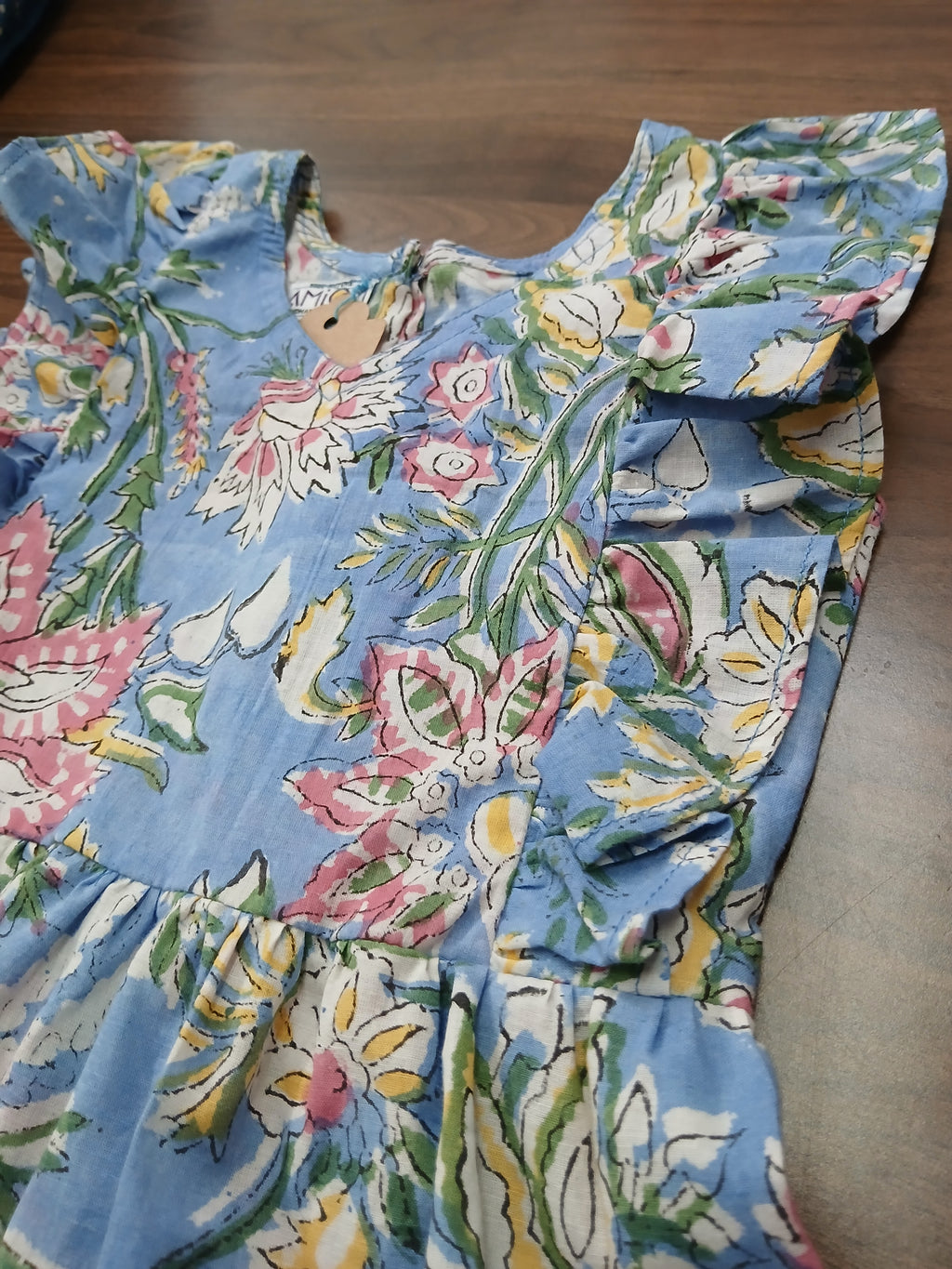 Gril dress frill on the top
