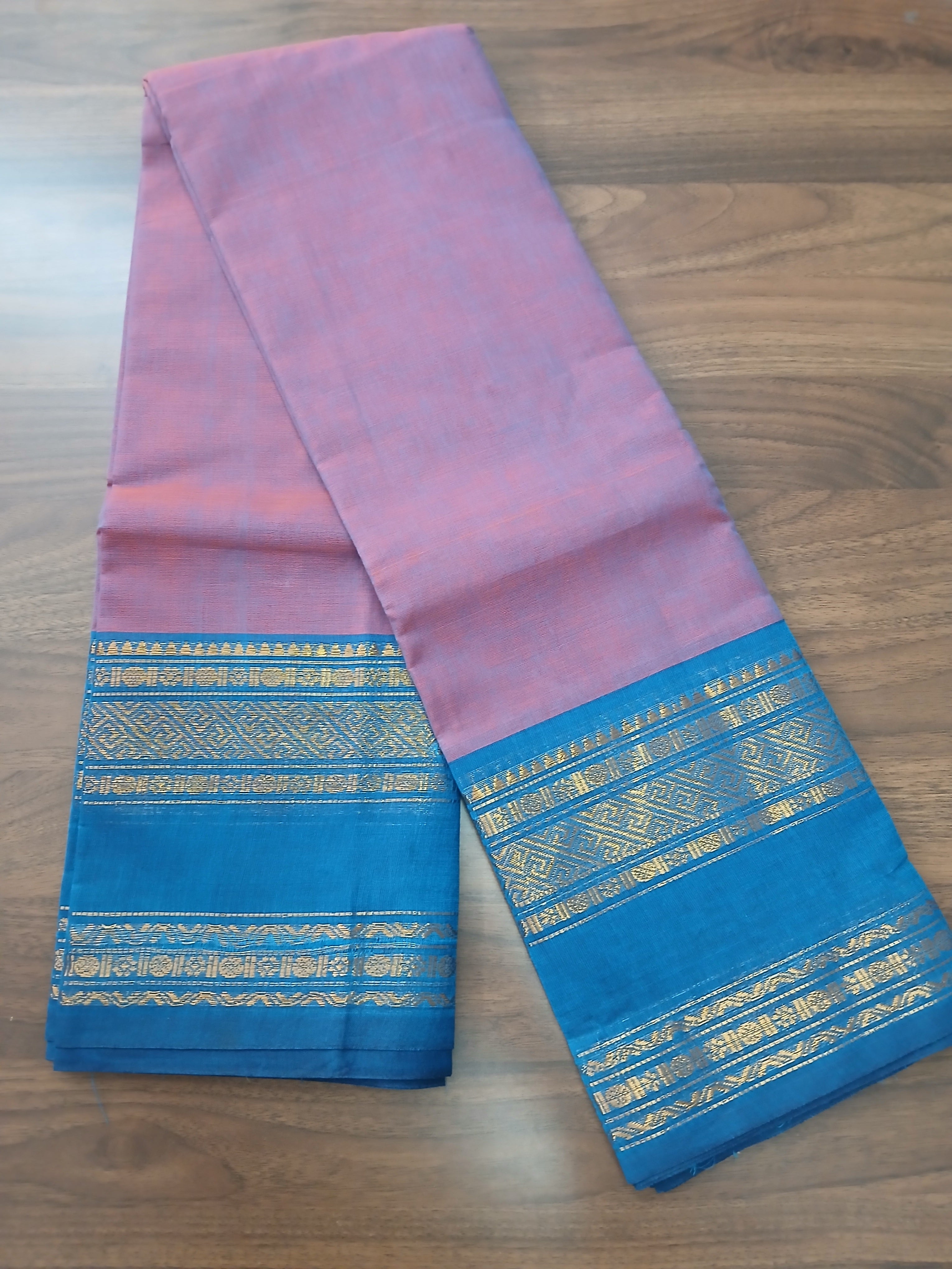 Saree Handweberei mit Bordüren