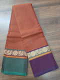 Saree-Handwebstuhl mit Bordüren