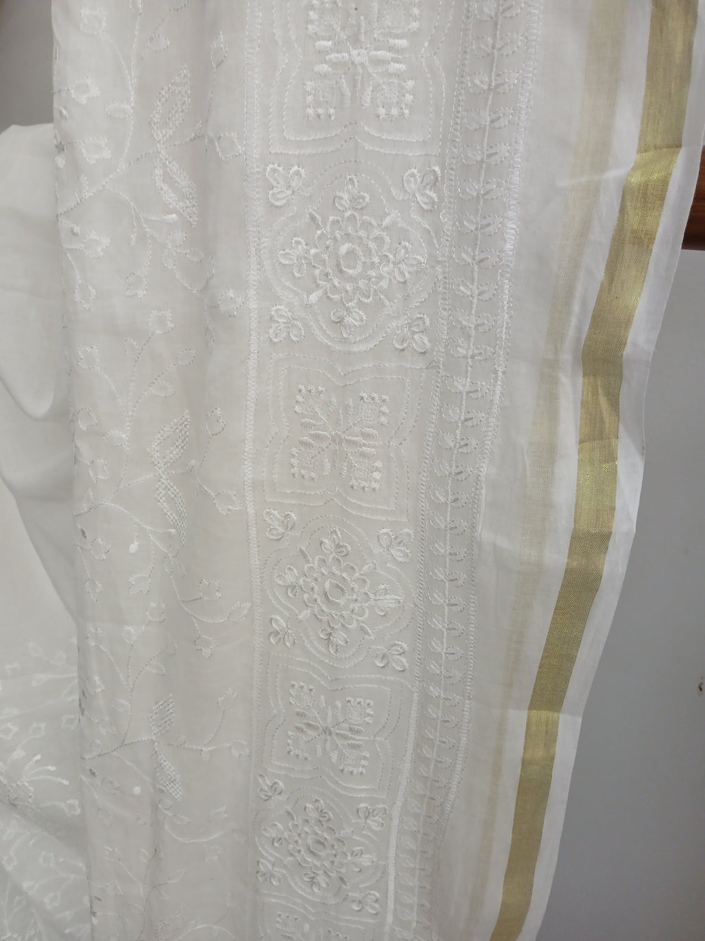 Sari Mul Cotton broderie Chikankari